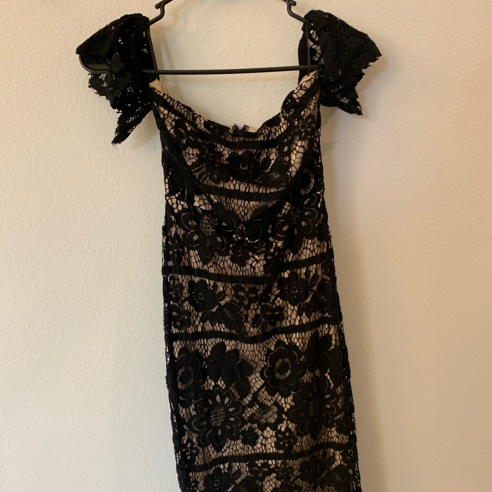EXPRESS | Off the shoulder dress